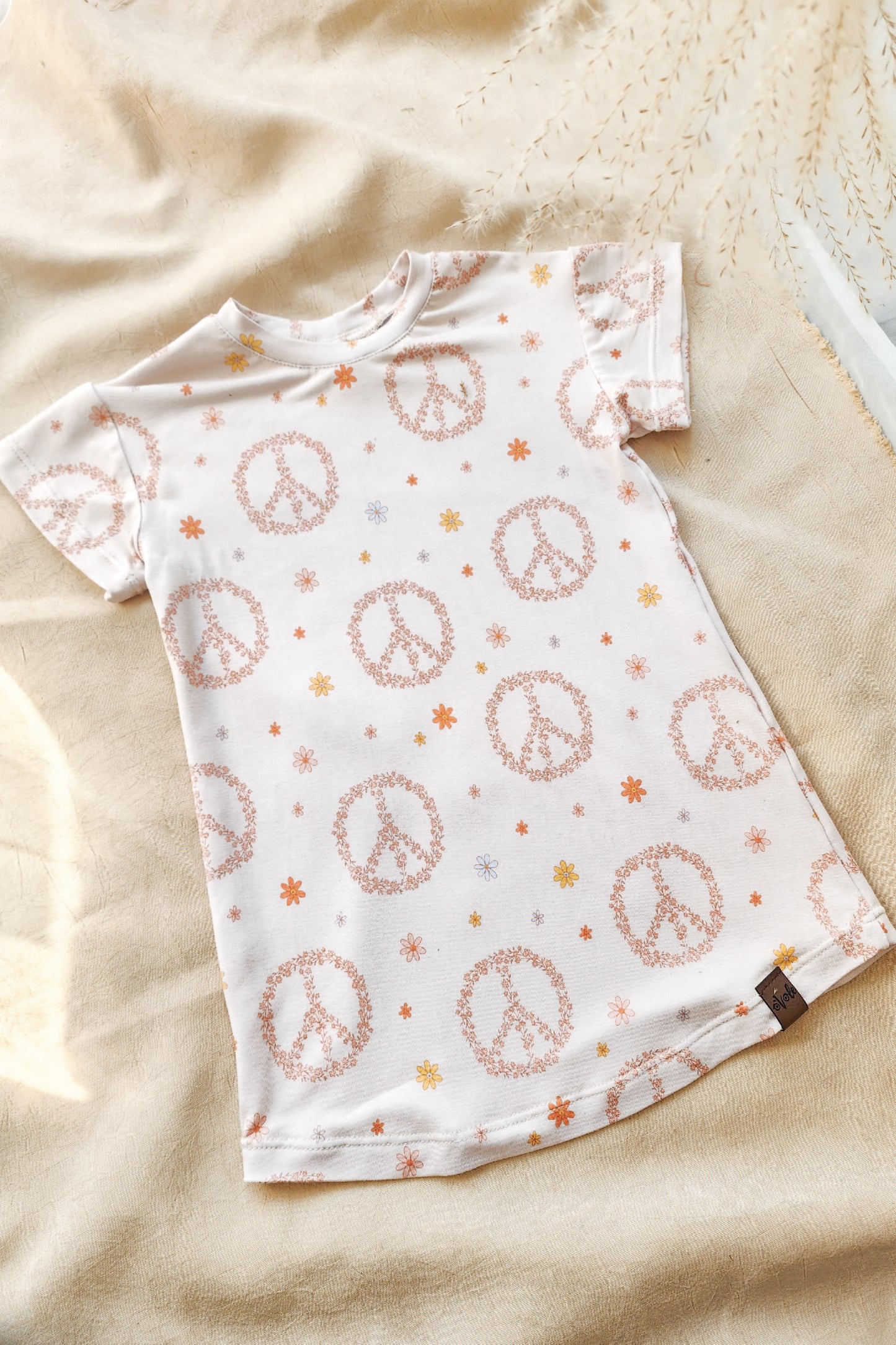 Evolutionary dress - PEACE & LOVE